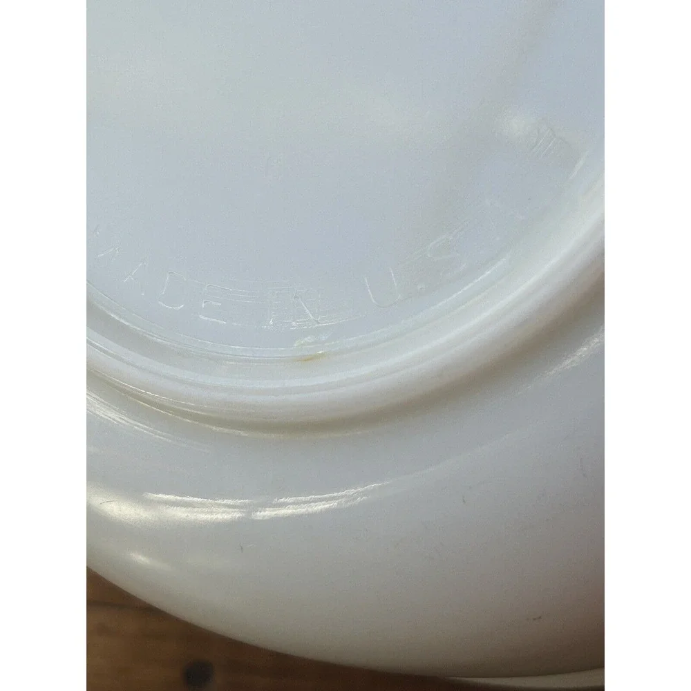 White‎ Milk Glass Pyrex Mixing Bowl CAPITAL PYREX USA